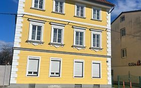 Grosse Ferienwohnung