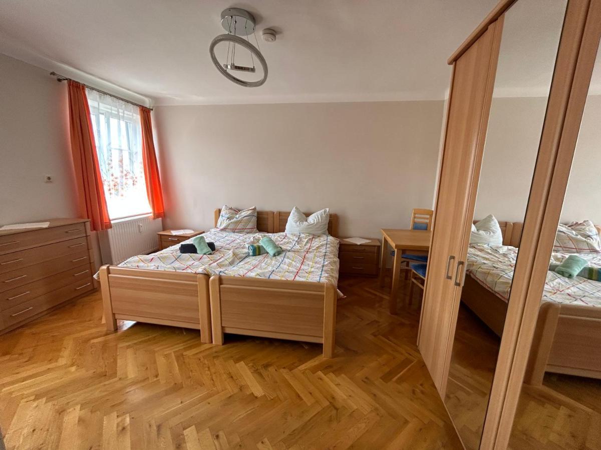 Grosse Ferienwohnung Klagenfurt am Wörthersee Exterior foto